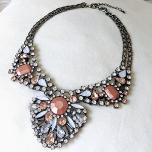 GORGEOUS pink/silver/white statement necklace